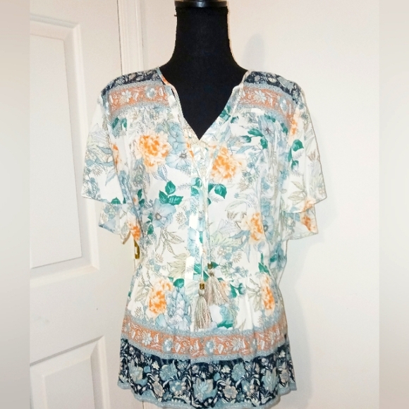 Tops - Floral Print Women's Top